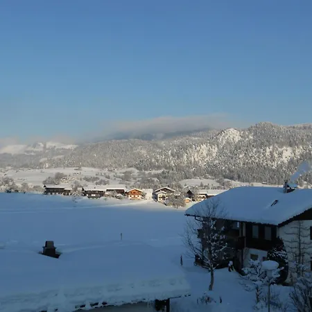 Apartmán Komfortable Mit Herrlichem Bergblick By Interhome