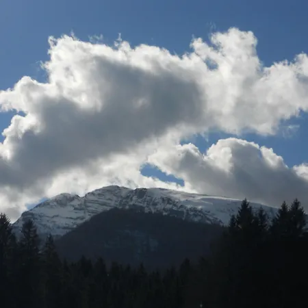 Apartmán Komfortable Mit Herrlichem Bergblick By Interhome