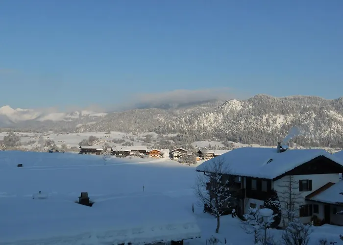 Appartement Komfortable Mit Herrlichem Bergblick By Interhome